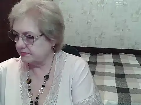Renata62011 online show from June 2026 05:36:01 PM