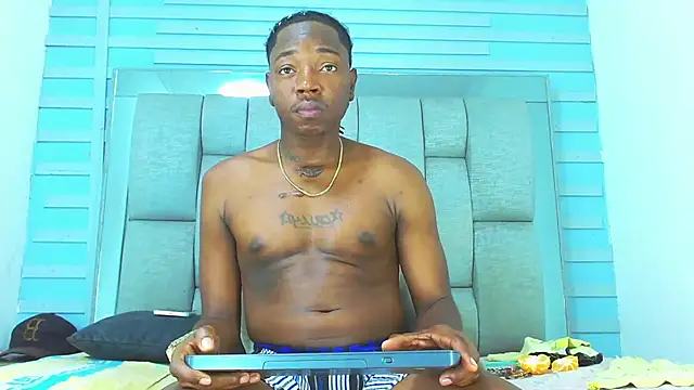 Black Fire10 online show from November 2025 07:35:01 PM