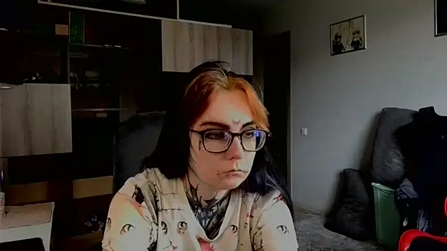 HighelikeGirl online show from September 2025 12:18:02 PM