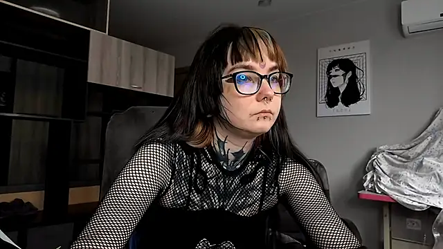 HighelikeGirl online show from November 2025 07:18:02 AM