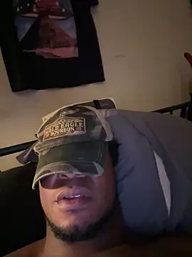 KeYBuMp323 online show from April 2026 05:27:01 AM