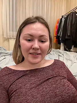 Snapshot of SunshineEmma chatting on February 2026 10:24:01 PM SunshineEmma online show from February 2026 10:24:01 PM