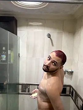   Damian    online show from September 2025 10:43:01 PM