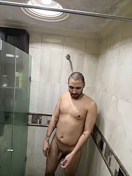   Damian    online show from October 2025 10:56:02 PM