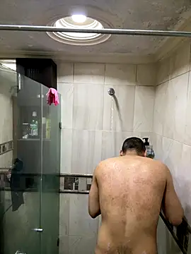   Damian    online show from November 2025 09:30:02 PM