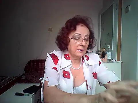 Julia54391 online show from October 2025 08:26:02 AM