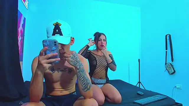 dereck and julie online show from December 2025 12:52:02 AM