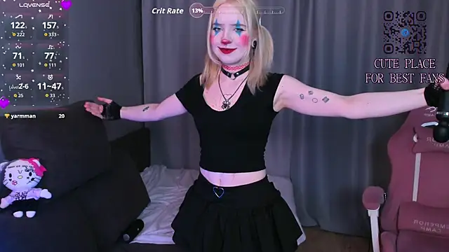 godlikegirlyy online show from April 2026 04:15:01 PM