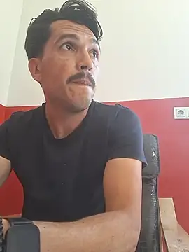 Snapshot of bisexsualman chatting on June 2026 10:14:02 AM bisexsualman online show from June 2026 10:14:02 AM