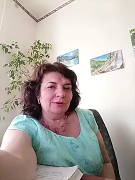 Snapshot of LedyNika chatting on June 2026 10:38:02 AM LedyNika online show from June 2026 10:38:02 AM