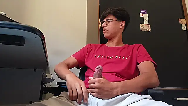 Snapshot of ThbxToyou chatting on November 2025 02:53:02 PM ThbxToyou online show from November 2025 02:53:02 PM