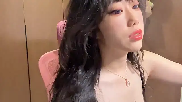 Snapshot of Lilium-520 chatting on November 2025 10:06:02 AM Lilium-520 online show from November 2025 10:06:02 AM