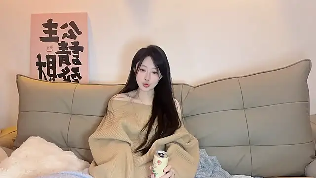 Puppy-520 online show from October 2025 02:32:02 PM