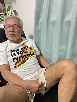 gholly2007 online show from November 2025 12:41:02 PM