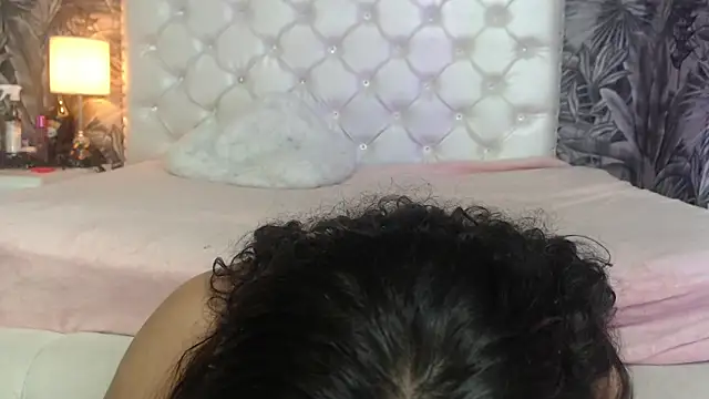 RylieRoss online show from November 2025 01:58:01 PM