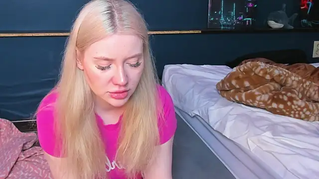 Lillie Berry online show from April 2026 04:28:02 AM