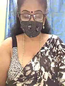 sweet-lotus online show from October 2025 06:32:01 PM