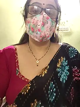 Snapshot of sweet-lotus chatting on April 2026 05:27:02 AM sweet-lotus online show from April 2026 05:27:02 AM