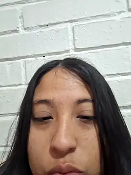 lupittta online show from October 2025 05:56:01 PM