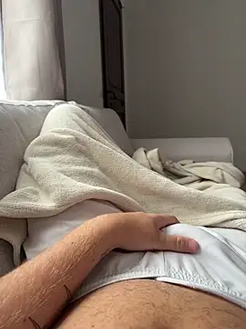 Snapshot of HommeSecret- chatting on September 2025 04:17:01 PM HommeSecret- online show from September 2025 04:17:01 PM