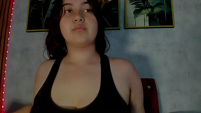 Snapshot of BabyLanck chatting on November 2025 11:53:01 PM BabyLanck online show from November 2025 11:53:01 PM