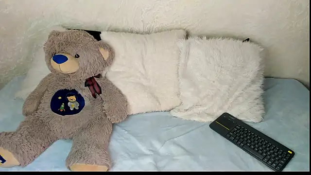 ClleoMoon online show from September 2025 02:12:01 AM