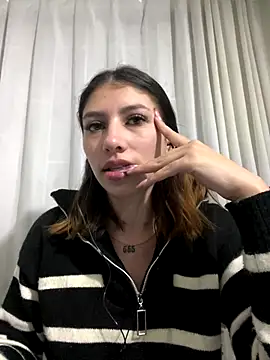 Snapshot of AriaBliss- chatting on September 2025 10:20:01 AM AriaBliss- online show from September 2025 10:20:01 AM