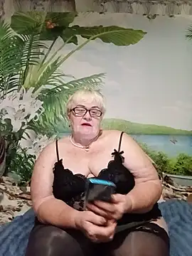 VioletSweet5566 online show from July 2026 04:20:01 PM