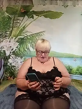 VioletSweet5566 online show from July 2026 04:01:02 PM