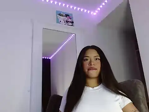 reina reina online show from September 2025 10:57:02 PM