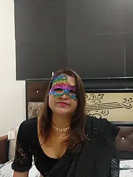 HORNYDIVYABABY online show from April 2026 09:59:01 AM