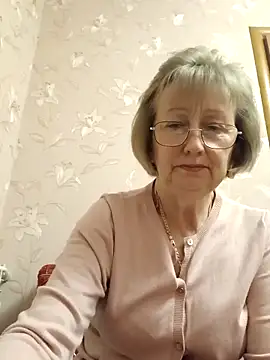 AlikaSwan5821 online show from November 2025 03:37:02 PM