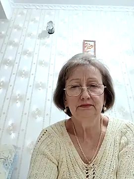 AlikaSwan5821 online show from December 2025 04:36:02 PM