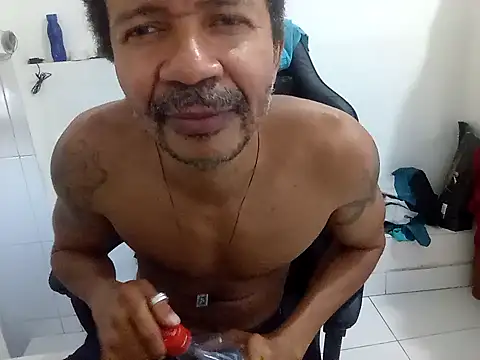 Snapshot of moreno25centimetro chatting on October 2025 06:13:02 PM moreno25centimetro online show from October 2025 06:13:02 PM