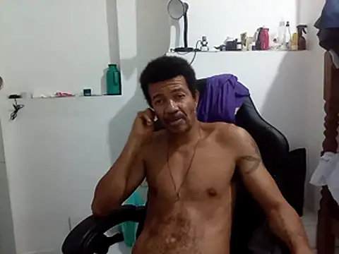 Snapshot of moreno25centimetro chatting on November 2025 02:34:01 AM moreno25centimetro online show from November 2025 02:34:01 AM