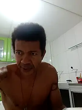 Snapshot of moreno25centimetro chatting on November 2025 08:47:01 AM moreno25centimetro online show from November 2025 08:47:01 AM