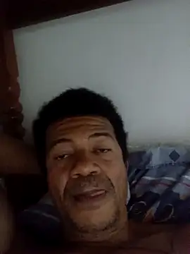 Snapshot of moreno25centimetro chatting on November 2025 02:54:02 AM moreno25centimetro online show from November 2025 02:54:02 AM