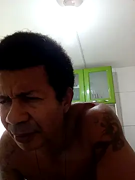 Snapshot of moreno25centimetro chatting on December 2025 02:22:02 PM moreno25centimetro online show from December 2025 02:22:02 PM