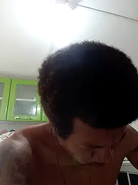 Snapshot of moreno25centimetro chatting on December 2025 02:36:02 PM moreno25centimetro online show from December 2025 02:36:02 PM