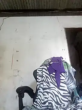 moreno25centimetro online show from February 2026 11:52:01 AM