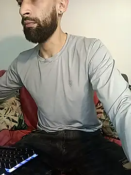 Enzo-wolf33 online show from October 2025 02:26:01 AM