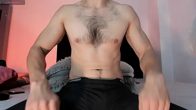 Enzo-wolf33 online show from June 2026 04:12:02 PM