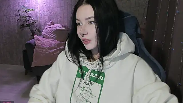 AlinaGreeeen online show from September 2025 04:51:02 AM