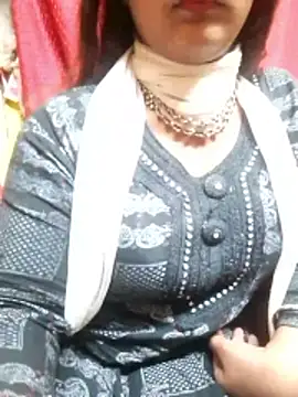 Snapshot of Babe_Doll04 chatting on November 2025 02:48:02 PM Babe Doll04 online show from November 2025 02:48:02 PM