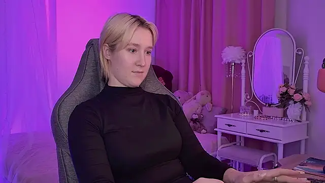 CinBellamy online show from November 2025 03:52:02 AM