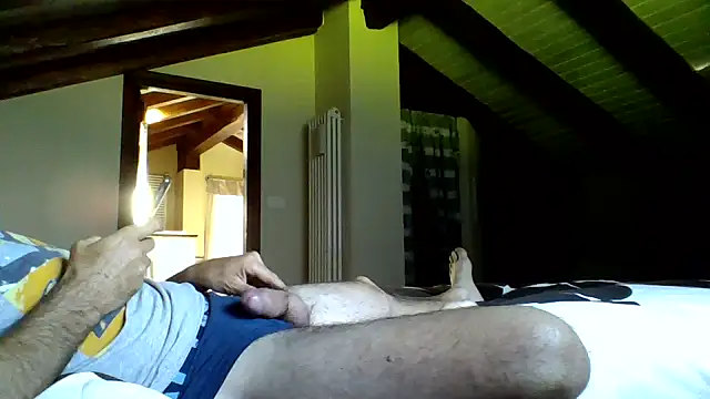 Snapshot of vercf14 chatting on September 2025 09:42:02 AM vercf14 online show from September 2025 09:42:02 AM