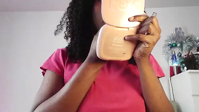 SparklingSoleil online show from December 2025 05:10:02 PM