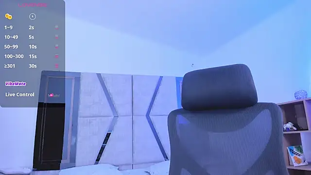 Snapshot of MadisonSky_ chatting on September 2025 01:21:01 PM MadisonSky online show from September 2025 01:21:01 PM