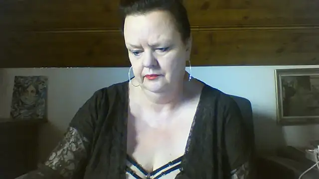 TiffanyMature online show from April 2026 06:19:01 AM