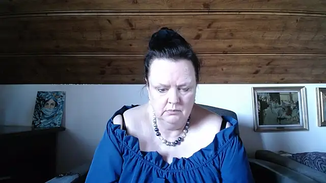 Snapshot of TiffanyMature chatting on April 2026 05:30:01 PM TiffanyMature online show from April 2026 05:30:01 PM
